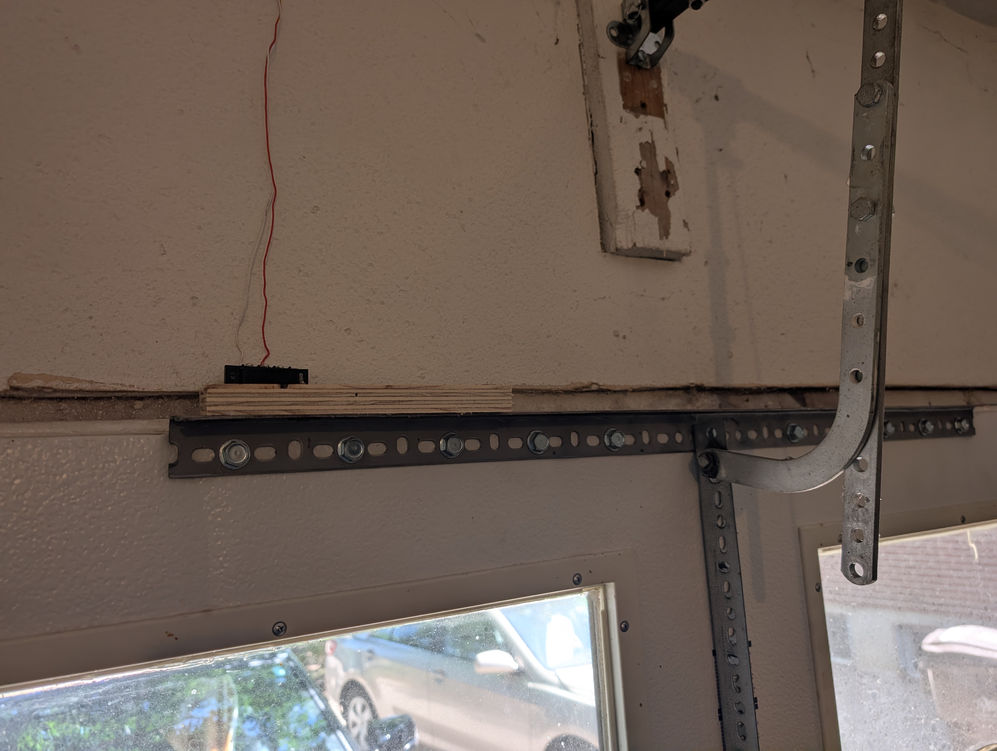 reed sensor on garage door